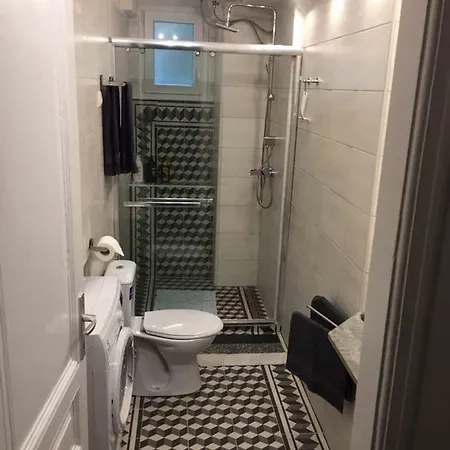 Max 4 Stars Apartament *